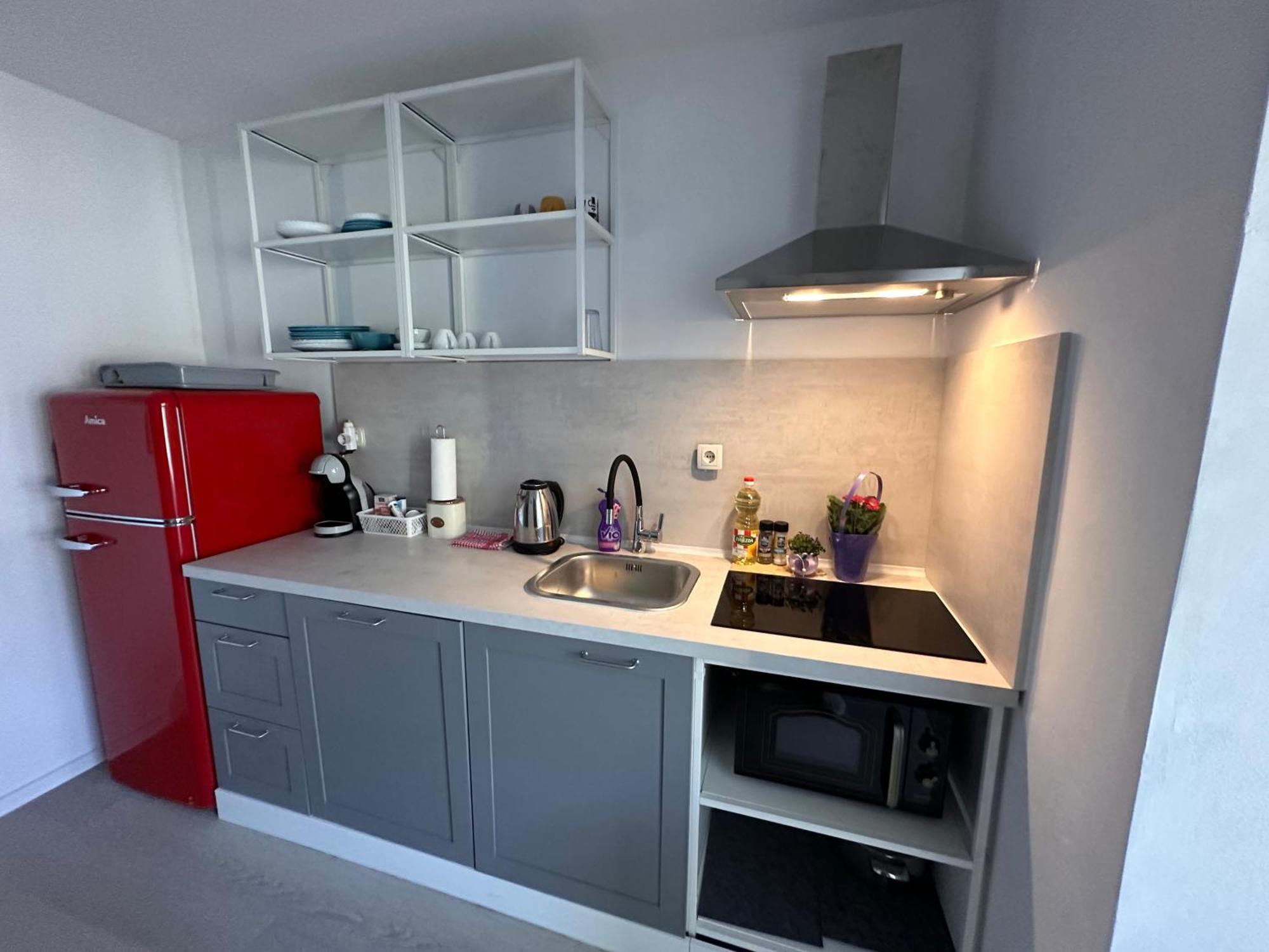 Beach Apartment - 50M From The Beach With Free Parking Biograd Na Moru Eksteriør billede